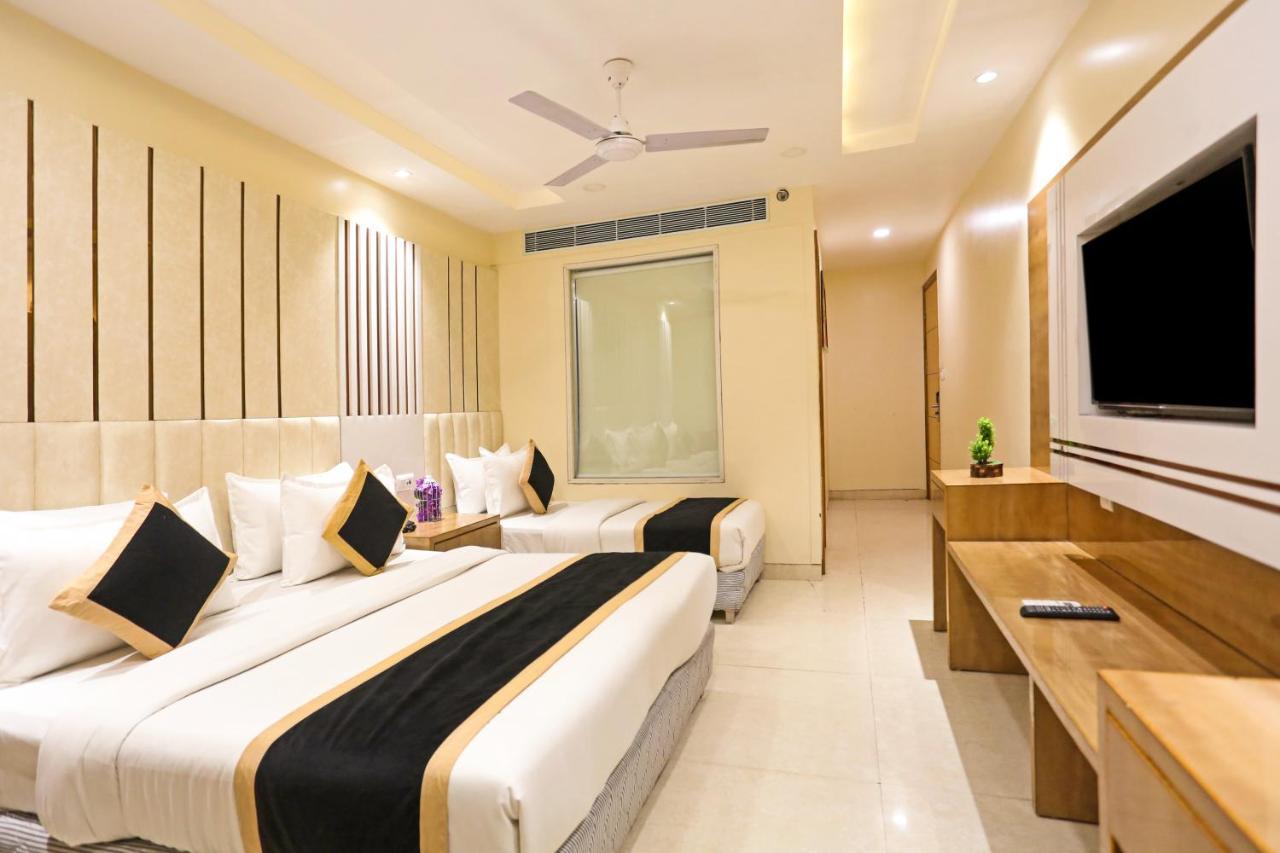 Hotel Worth Newly Bulit - New Delhi Luaran gambar
