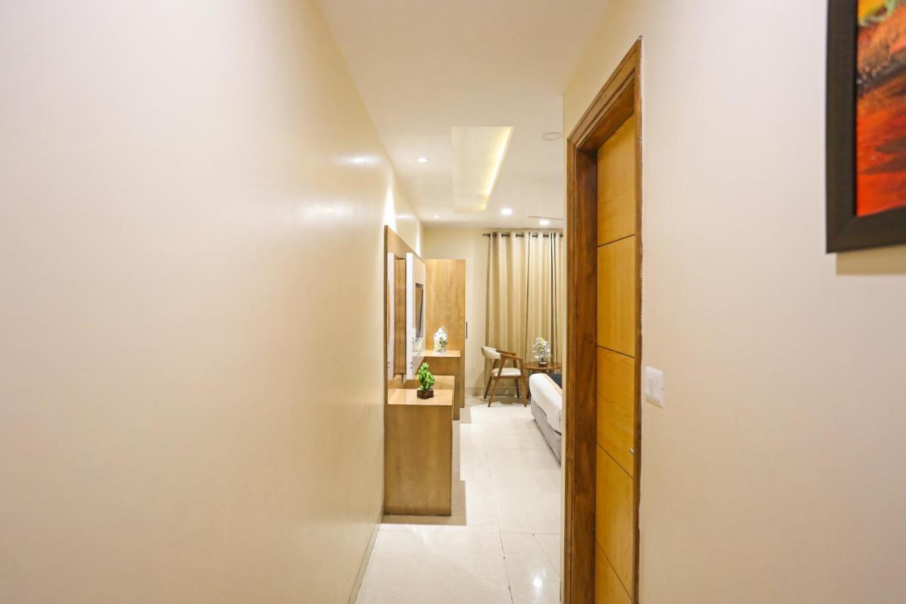 Hotel Worth Newly Bulit - New Delhi Luaran gambar