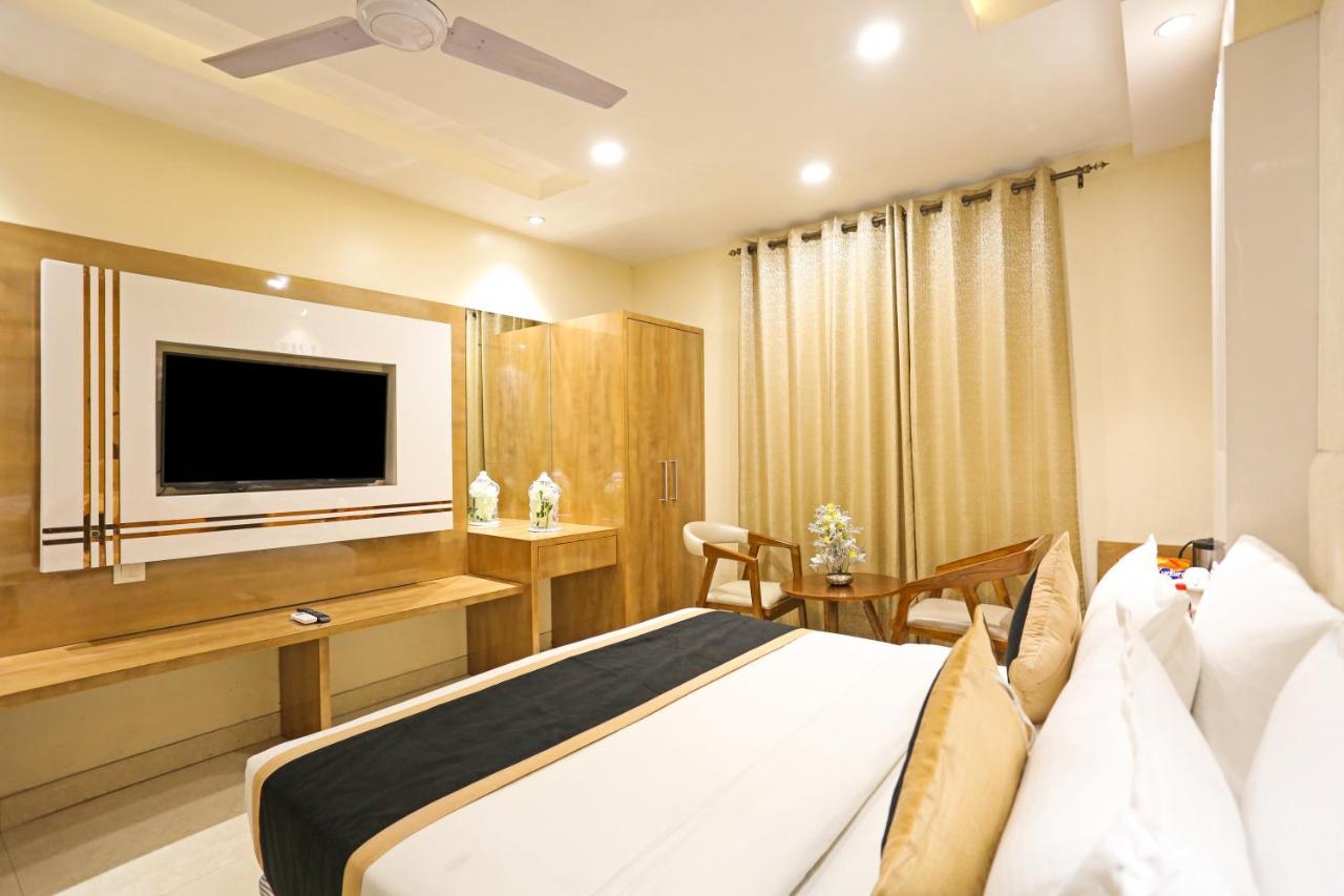 Hotel Worth Newly Bulit - New Delhi Luaran gambar