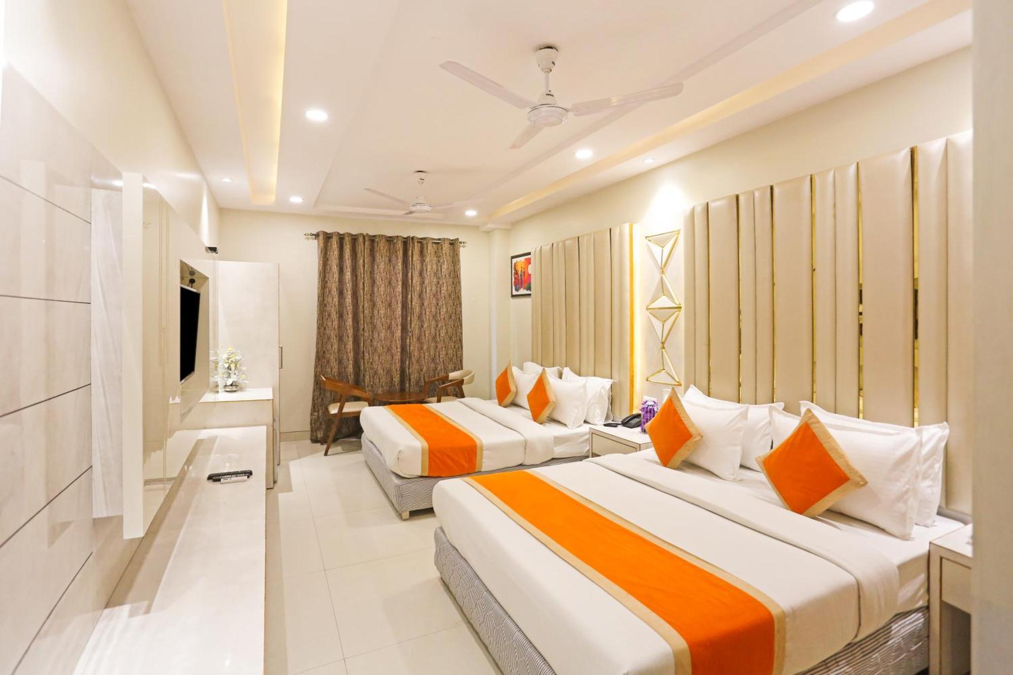 Hotel Worth Newly Bulit - New Delhi Luaran gambar