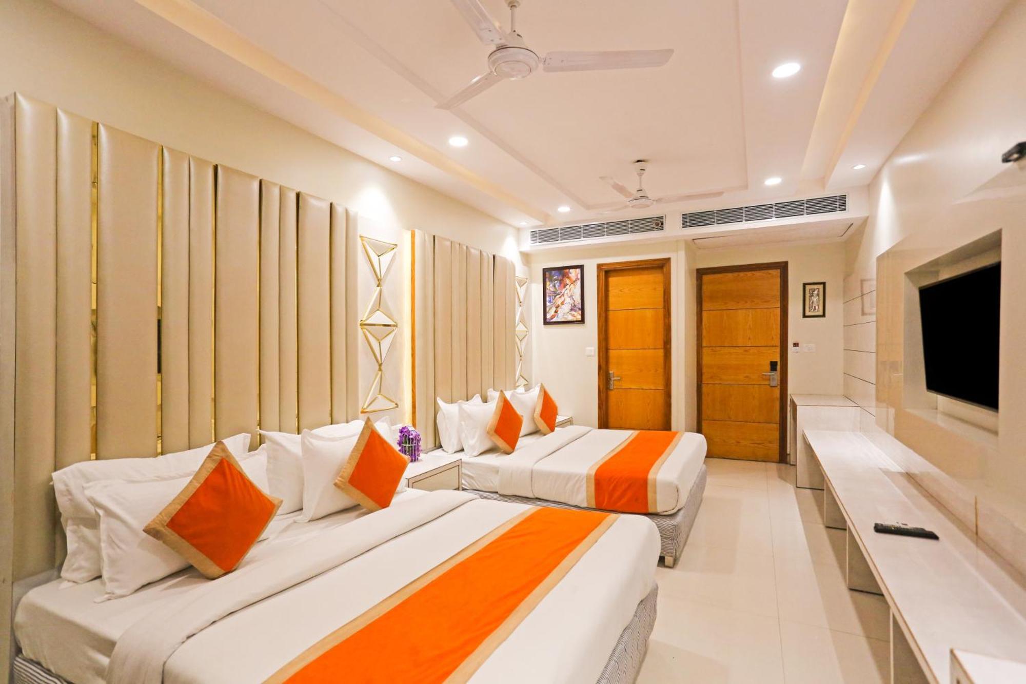 Hotel Worth Newly Bulit - New Delhi Luaran gambar