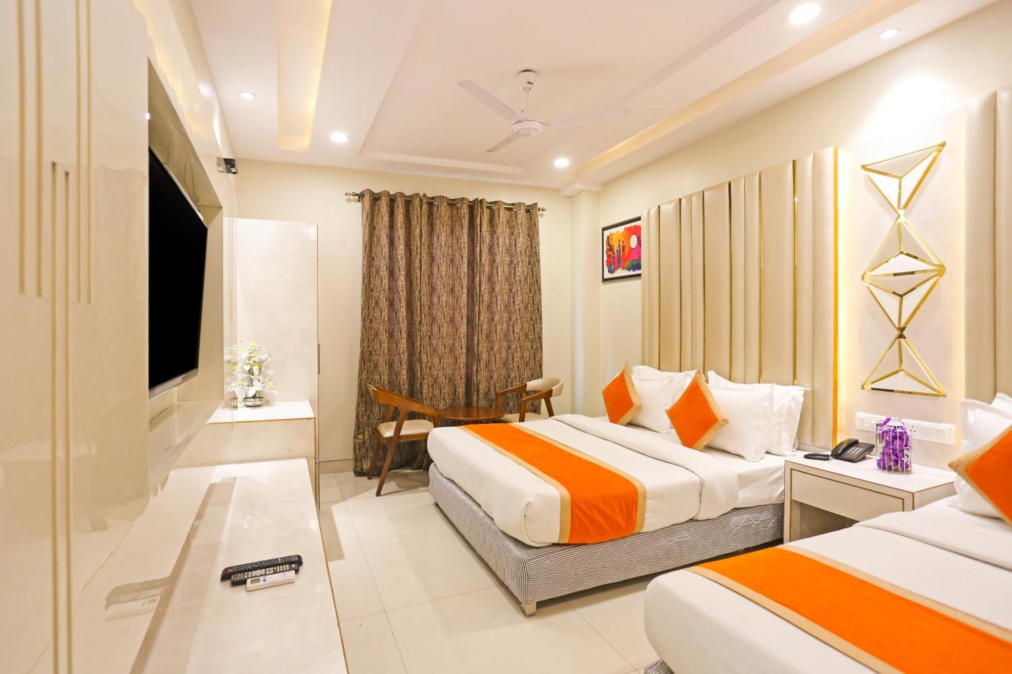 Hotel Worth Newly Bulit - New Delhi Luaran gambar