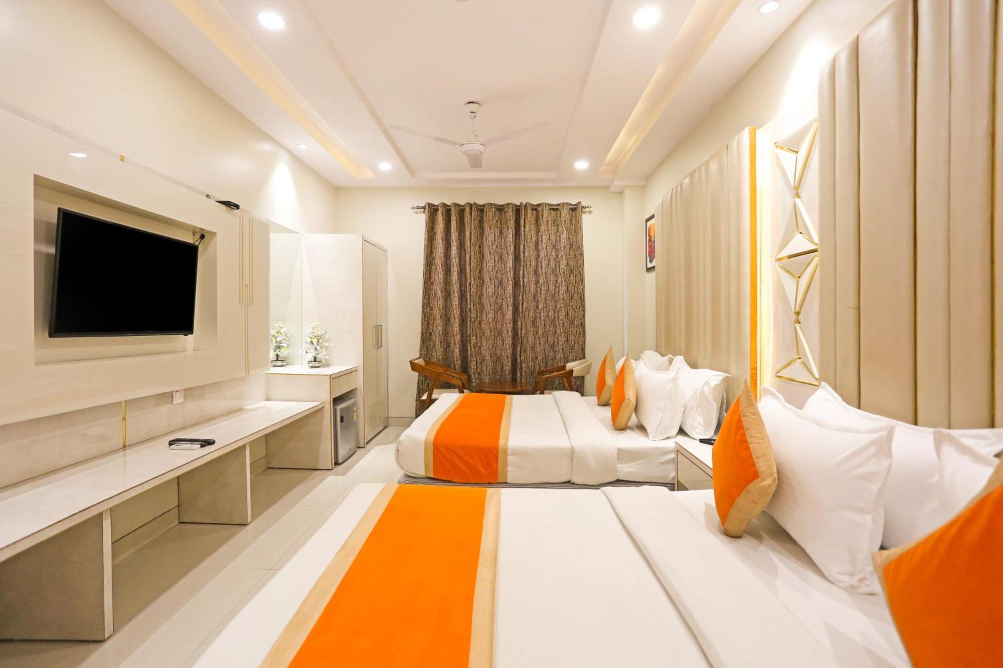 Hotel Worth Newly Bulit - New Delhi Luaran gambar