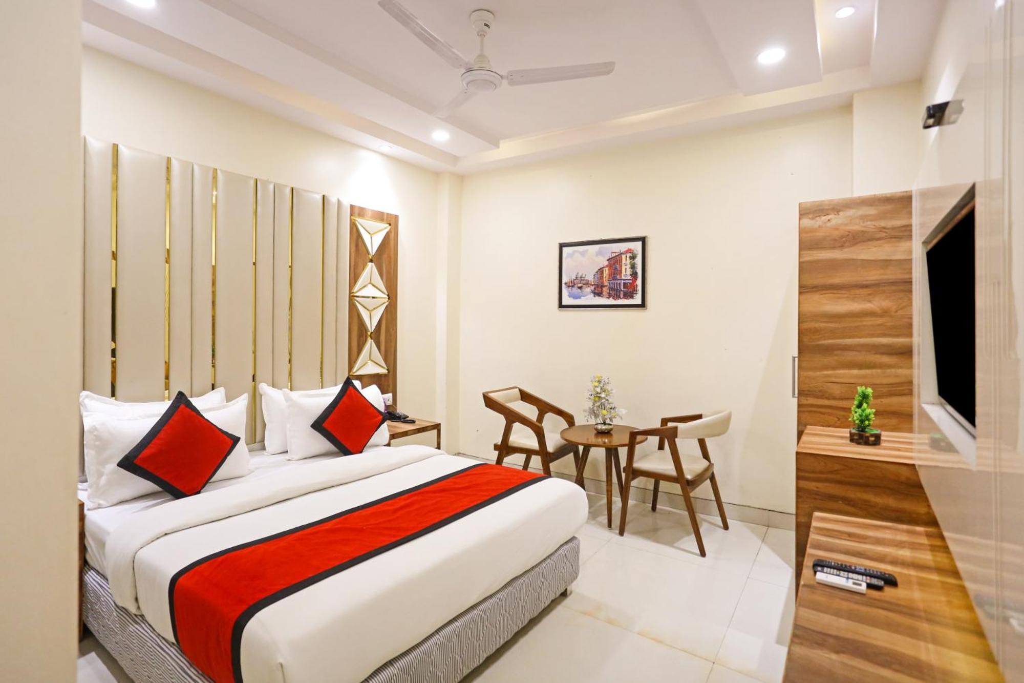 Hotel Worth Newly Bulit - New Delhi Luaran gambar